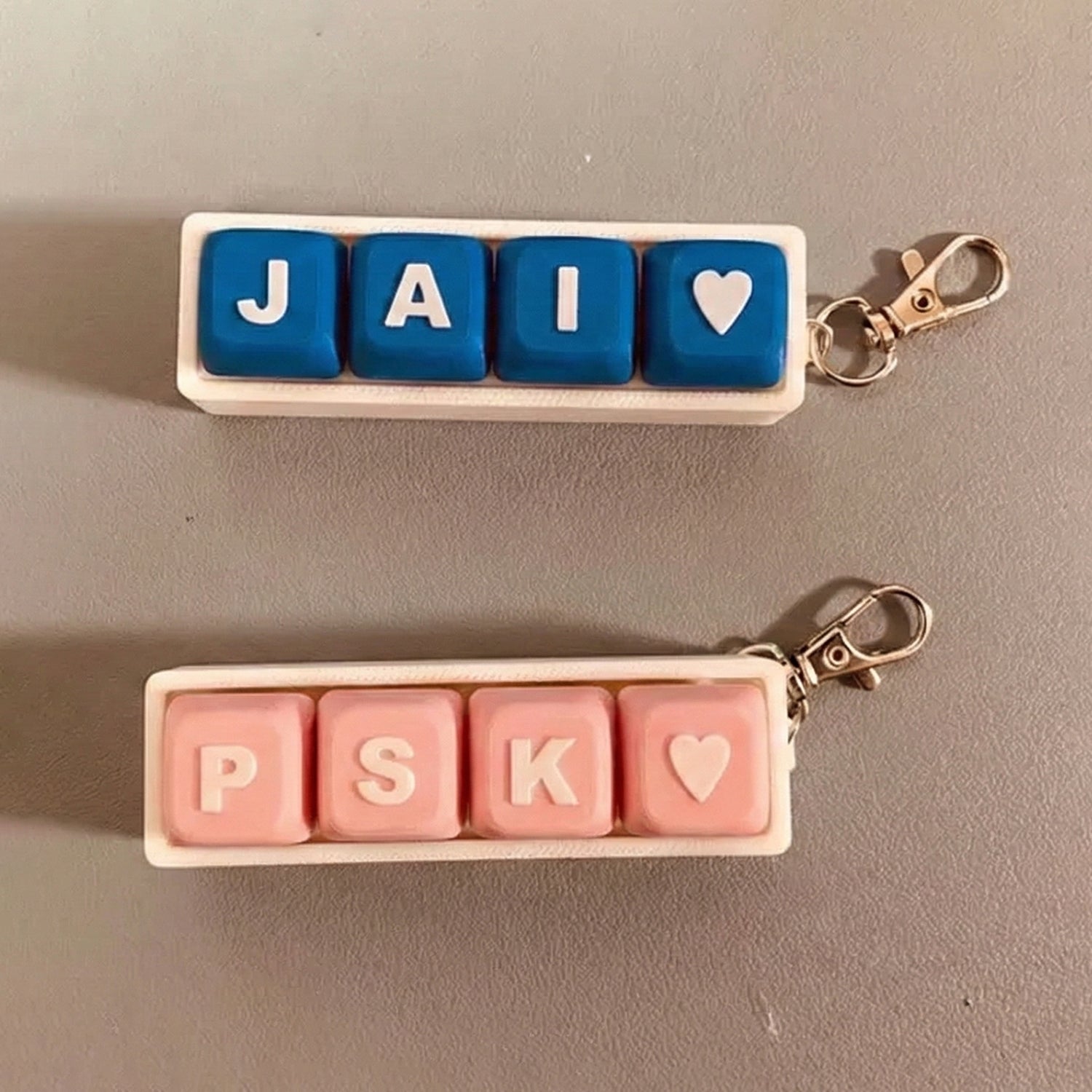 3D Printed Custom Keycaps Keychain